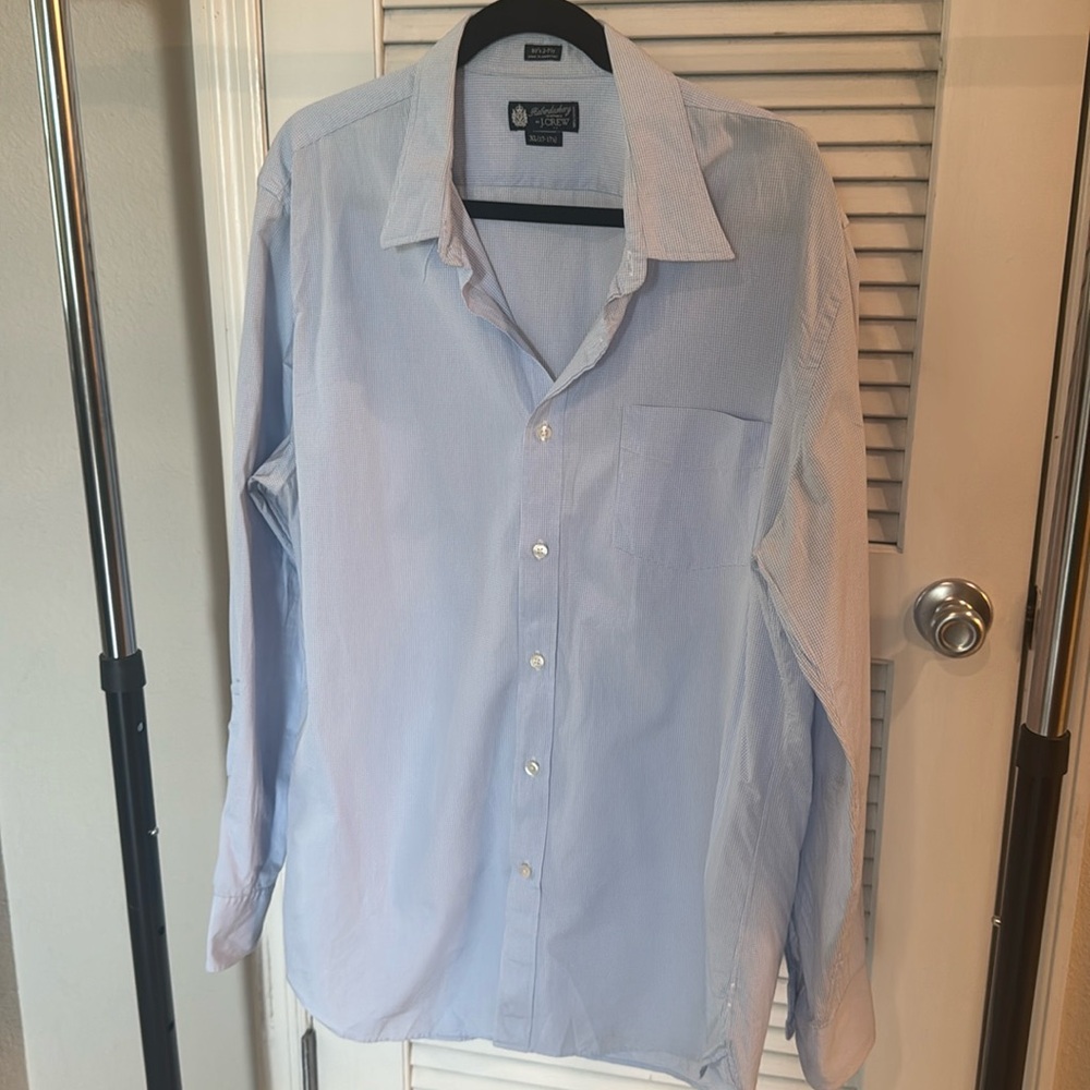 Croft & Barrow Light Blue Casual Button-Down Shirt